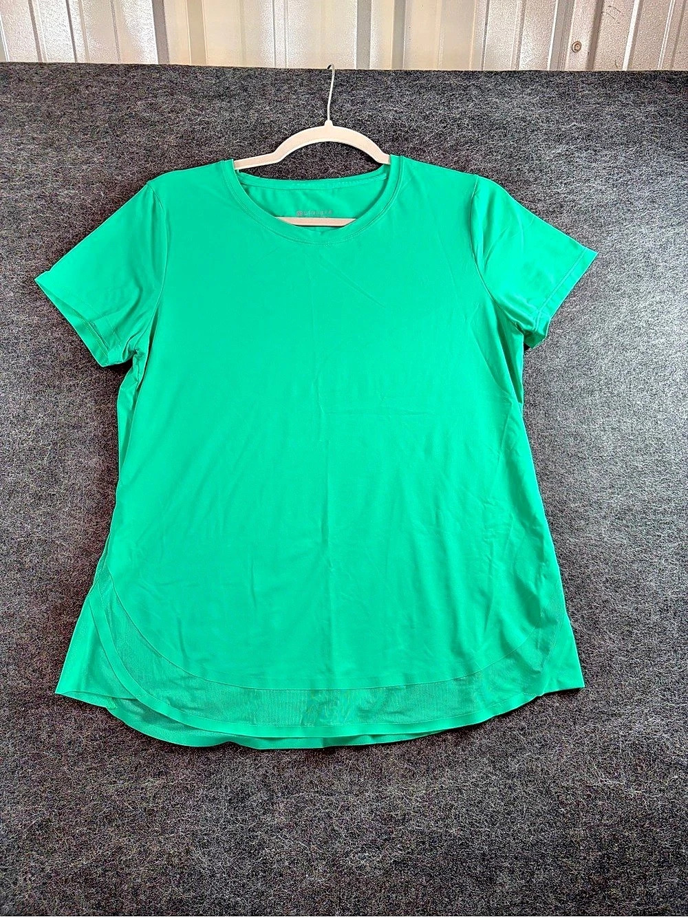 Athleta Cadence Tee Women’s Short Sleeve Size Medium